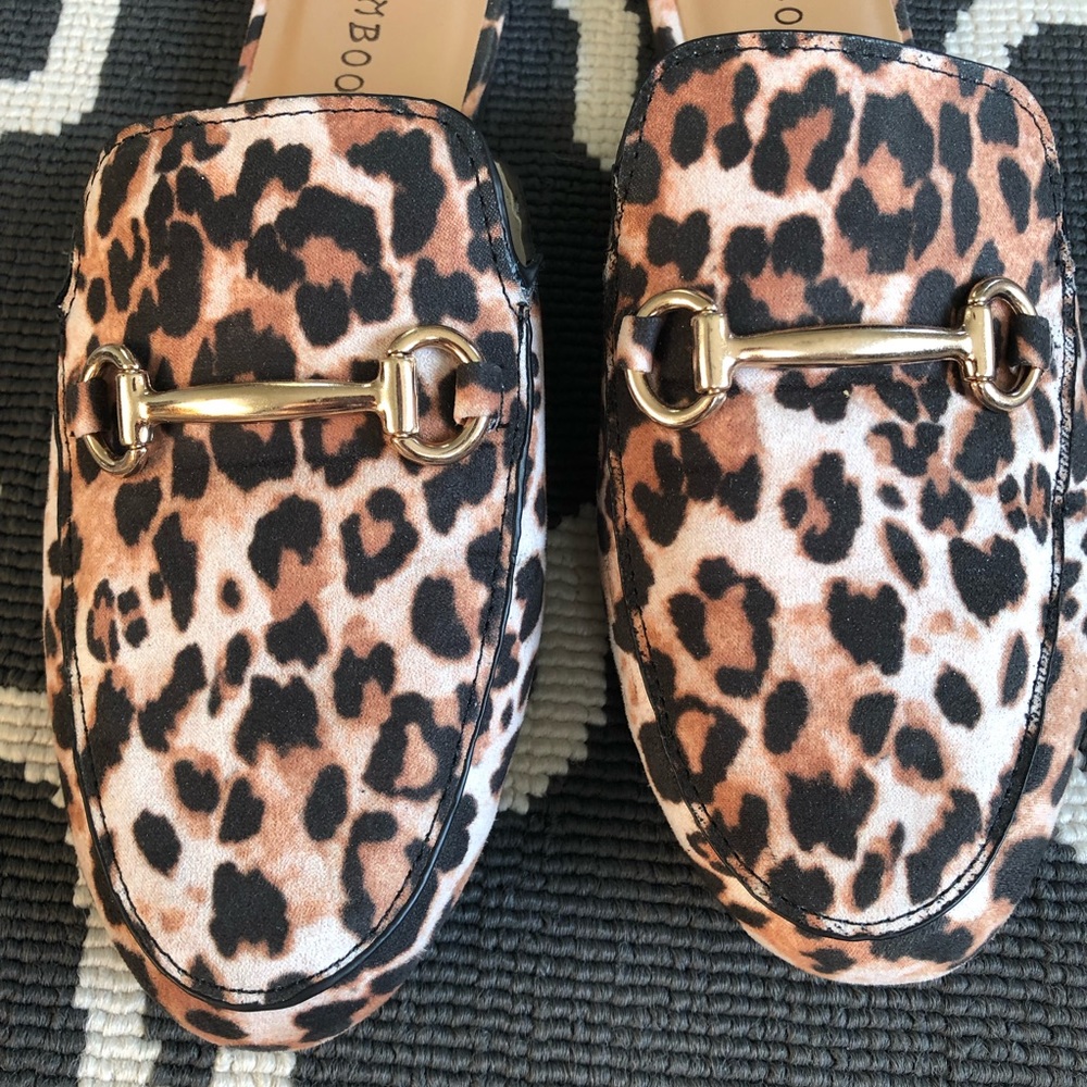 Leopard Print Slides - Picture 3 of 6
